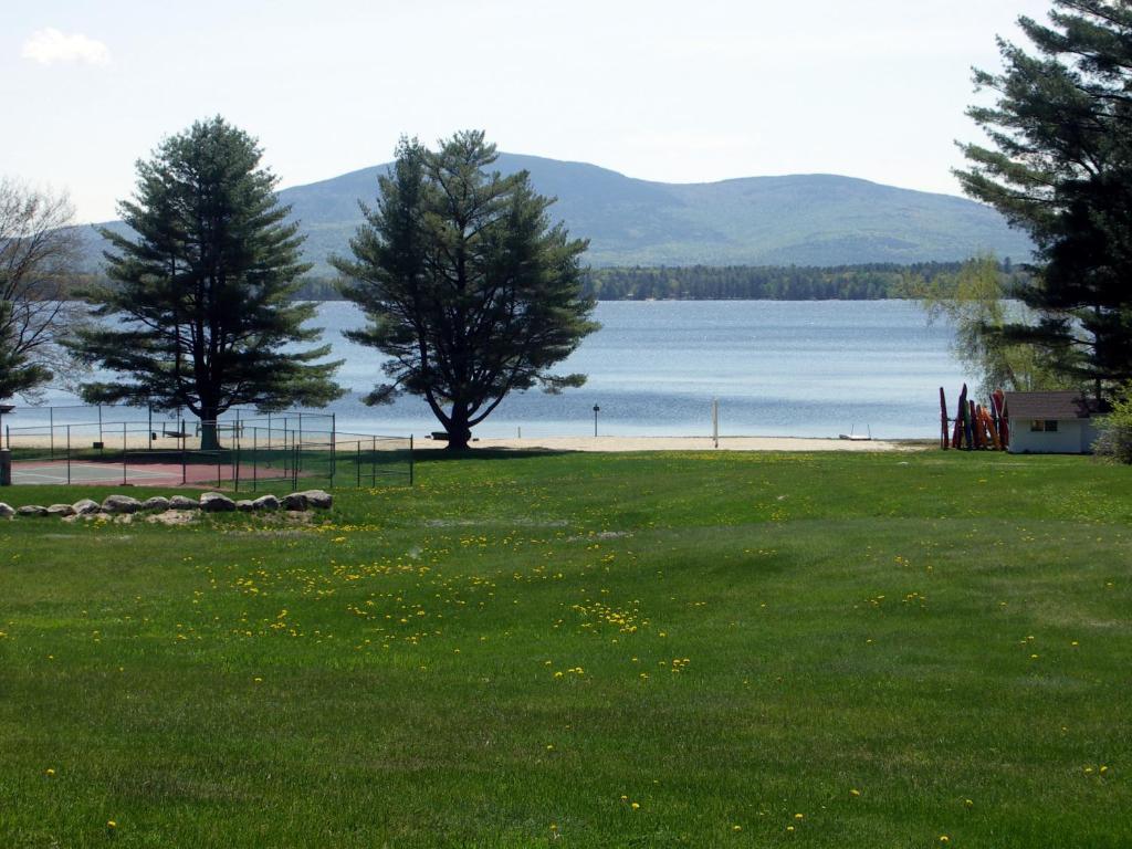 Inn At Pleasant Lake New London Exterior foto